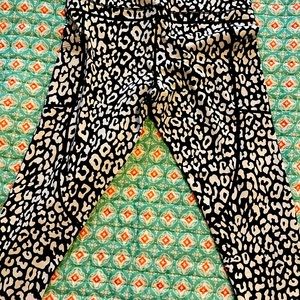 Zyia 7/8 leggings light n tight size 8-10